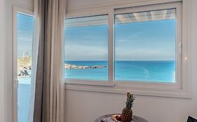 Fleria Seaview Suites